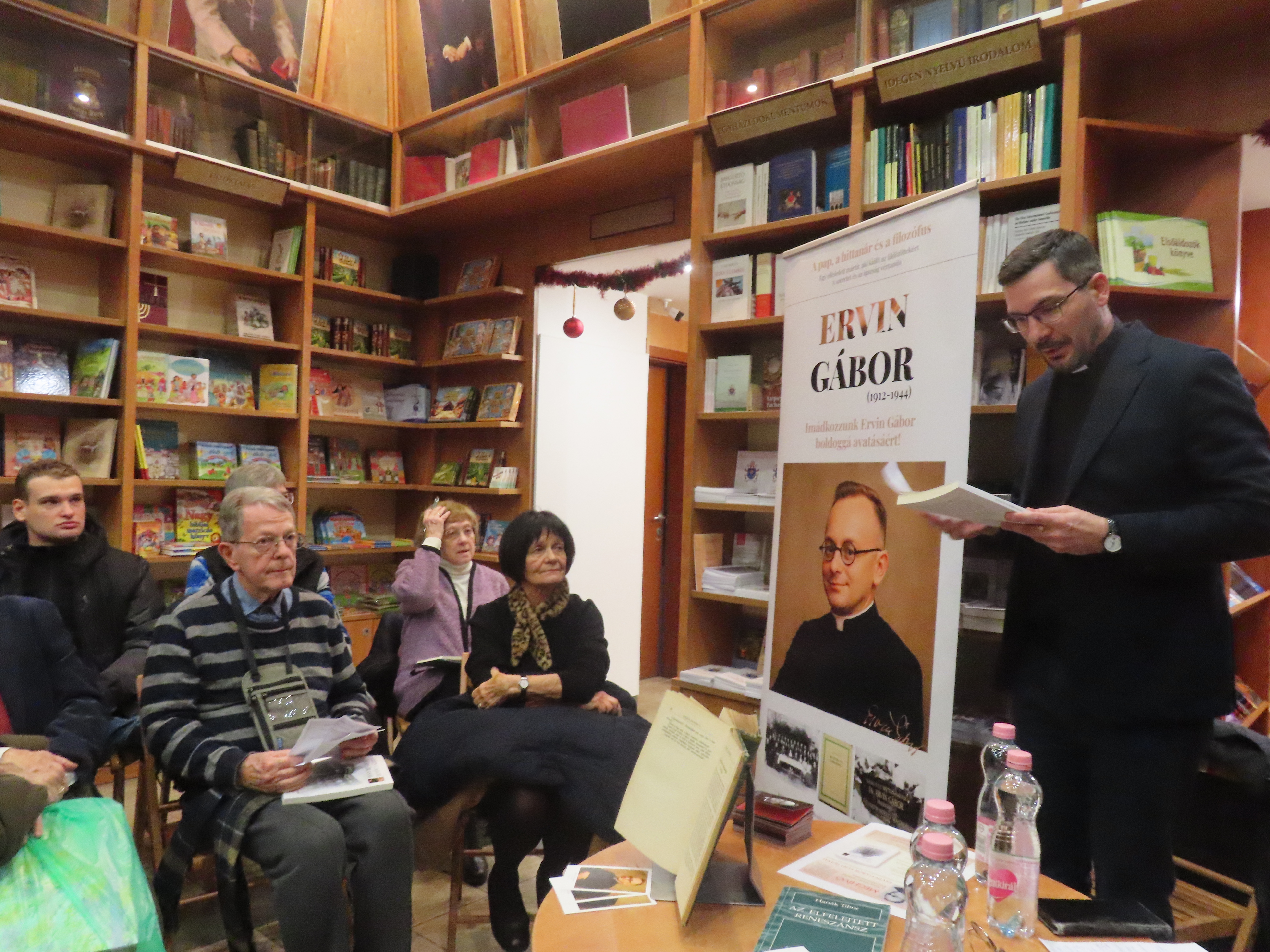 2025. december 8-án a Hittudományi Kar volt vértanú hallgatójának első írásait mutatta be Kránitz Mihály, Puskás Attila és Varga Miklós Péter. A beszélgetést Gájer László koordinálta.