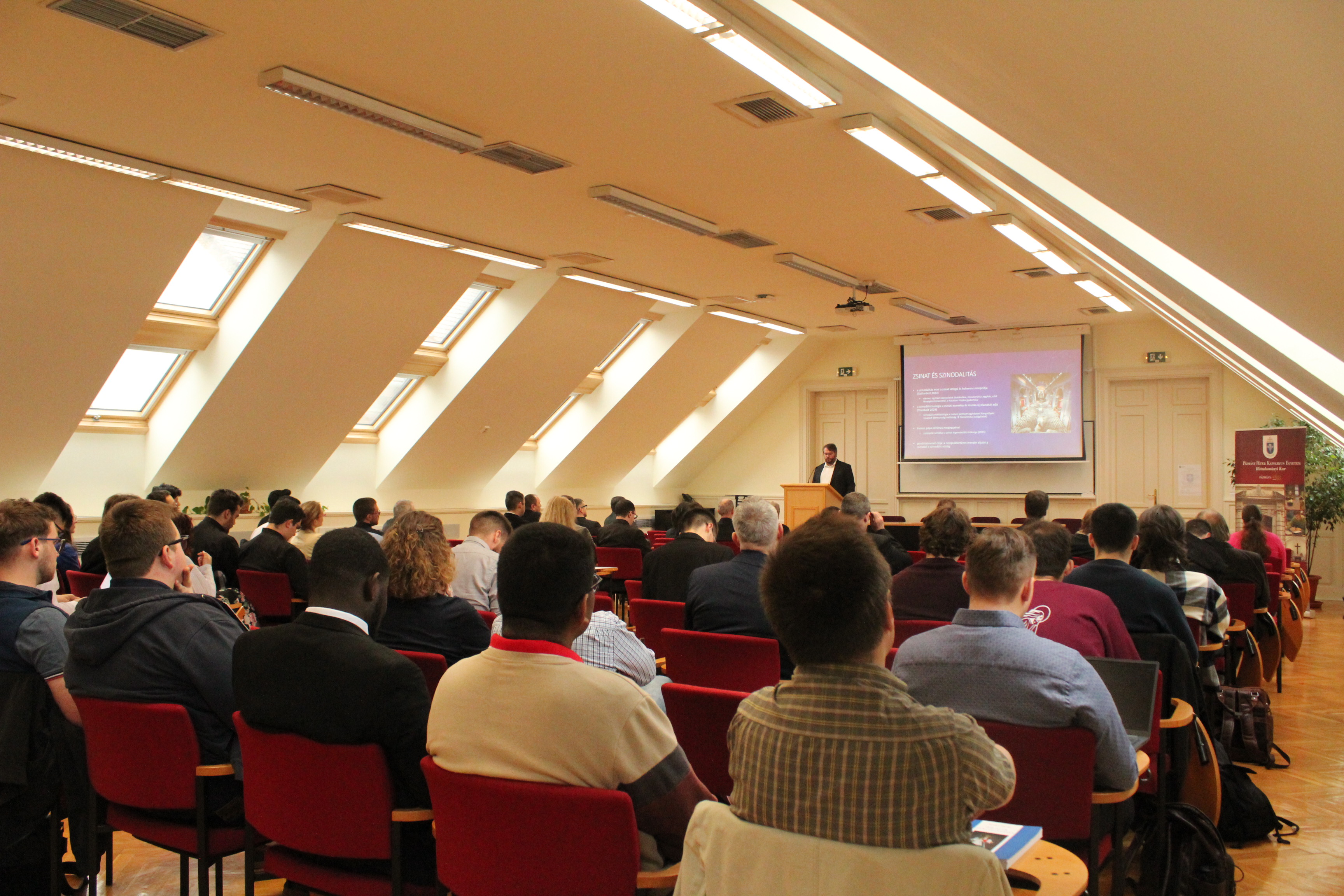 "Közösségben keresett igazság" -  doktorandusz konferencia a Hittudományi Karon